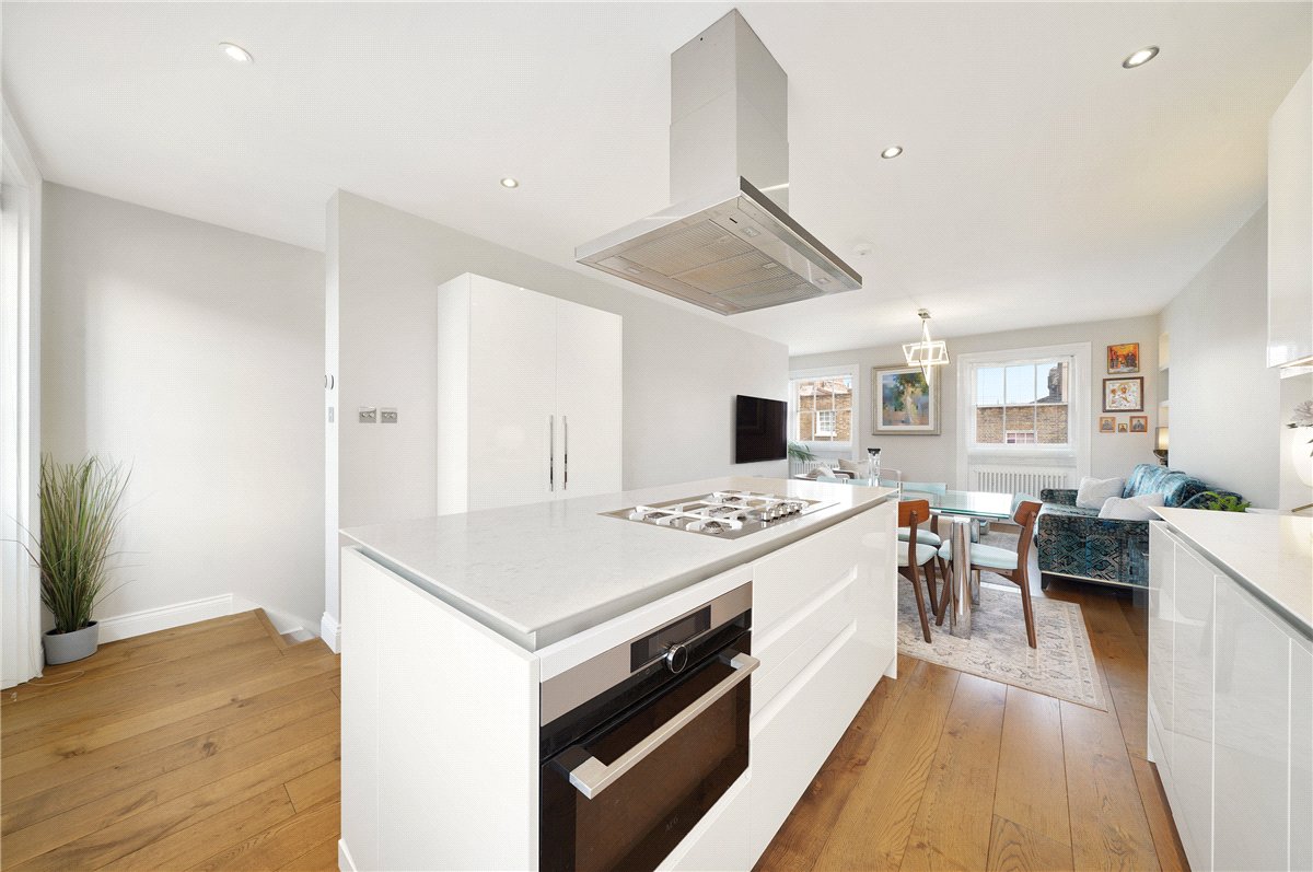 3 bedroom Flat, Balcombe Street, Marylebone, NW1 - Available, Image 11