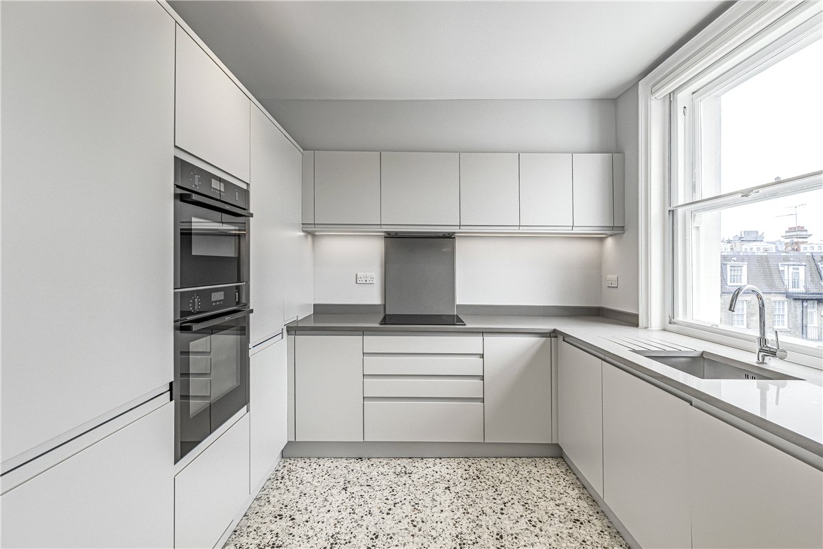 2 bedroom Flat, Wimpole Street, Marylebone, W1G - Available, Image 2