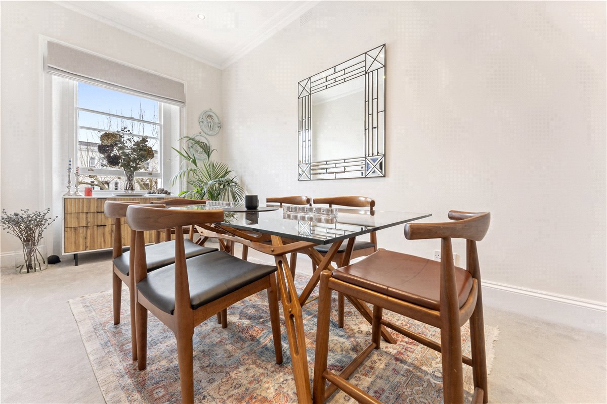 3 bedroom Flat, Queens Gate, South Kensington, SW7 - Available, Image 2