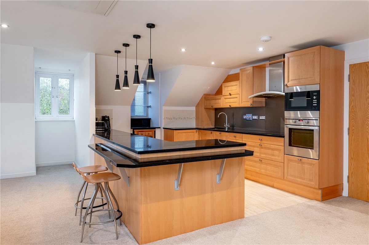 3 bedroom Flat, The Avenue, York, YO30 - Available, Image 3