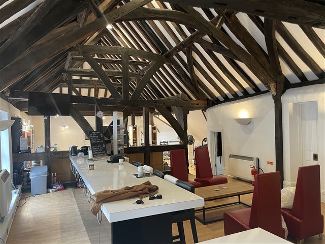 1869 Sq Ft, 93 High Street, Andover, SP10 - Available, Image 2