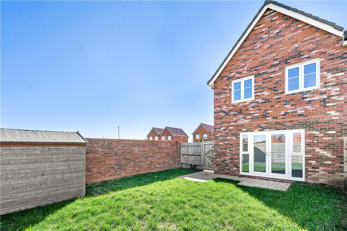 3 bedroom House, Sparrowhawk Crescent, Wootton, NN4 - Available, Image 15