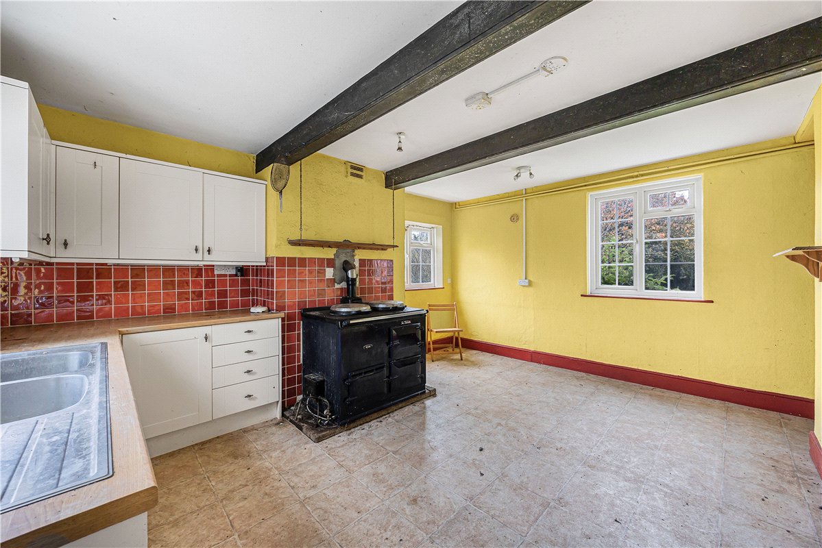 4 bedroom House, Queen Camel, Yeovil, BA22 - Available, Image 15