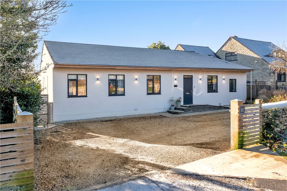 4 bedroom House, Bradford Road, Winsley, BA15 - Sold