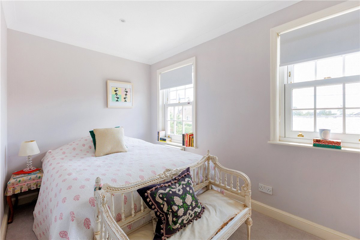 5 bedroom House, Honeystreet, Pewsey, SN9 - Available, Image 14