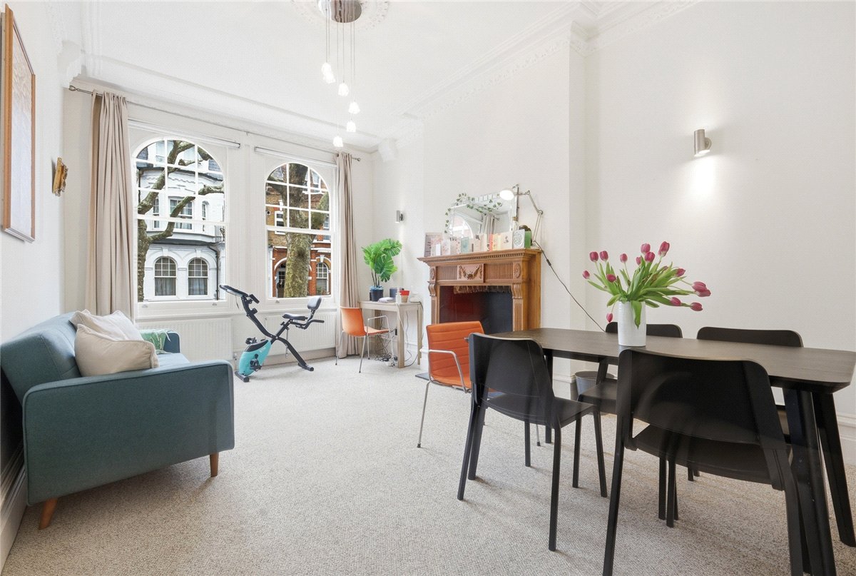 1 bedroom Flat, Crookham Road, London, SW6 - Let Agreed