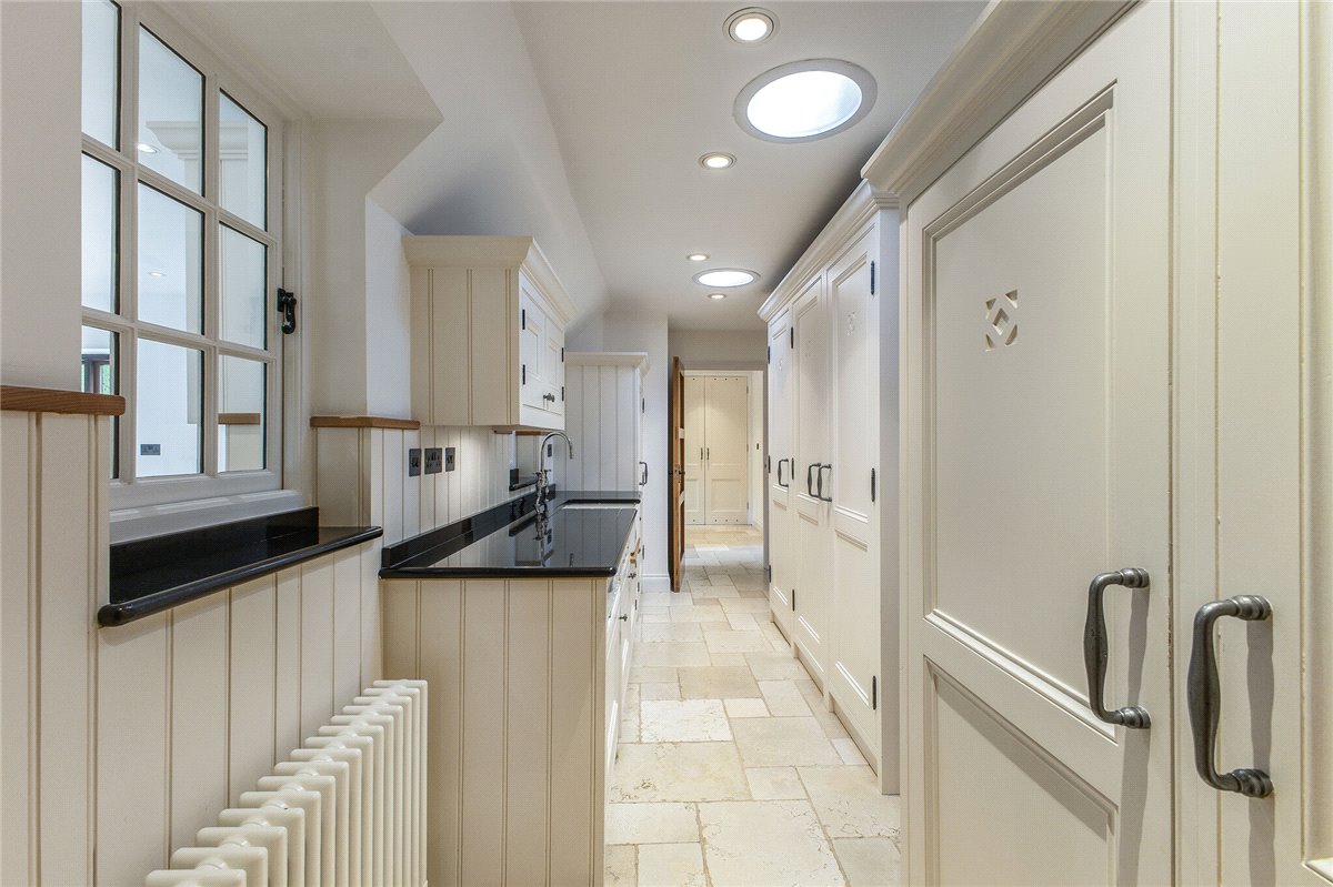4 bedroom House, Broome Manor Lane, Swindon, SN3 - Sold, Image 31