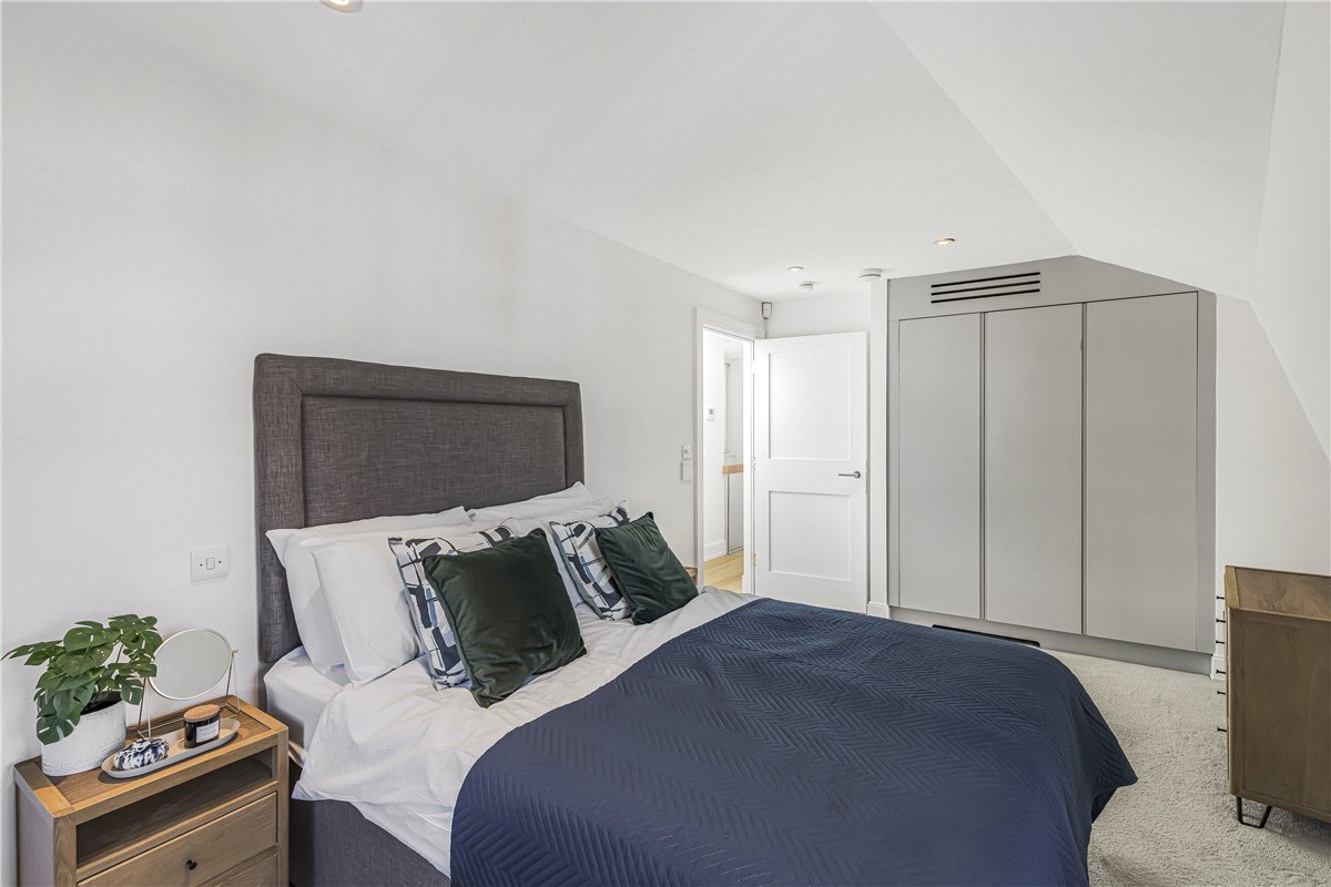 3 bedroom Maisonette, Devonshire Street, Marylebone, W1G - Available, Image 8