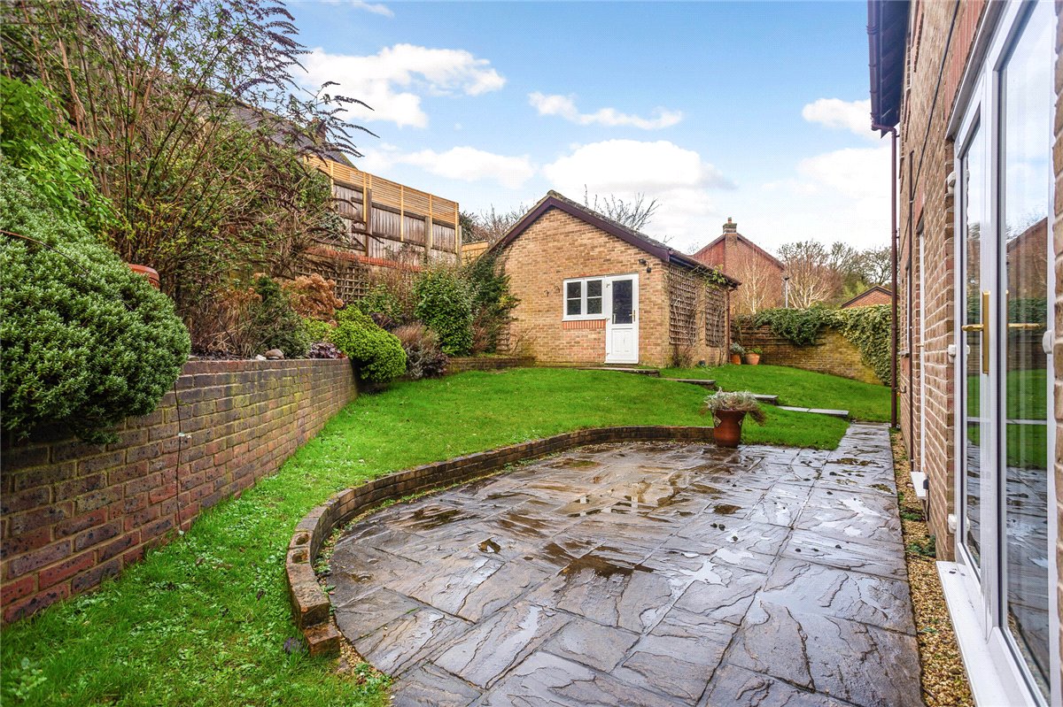 4 bedroom House, Benson Close, Marlborough, SN8 - Let Agreed, Image 11