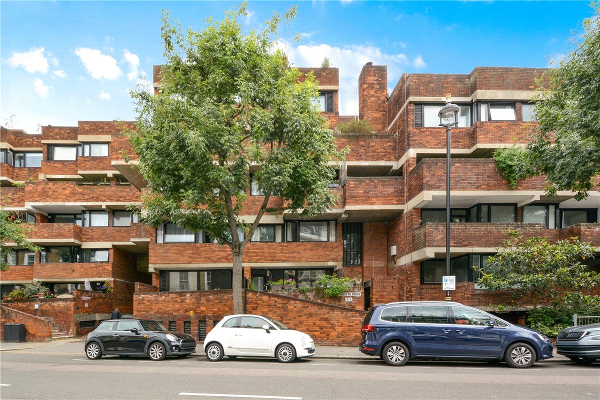 3 bedroom Flat, Tachbrook Street, Pimlico, SW1V - Available, Image 1