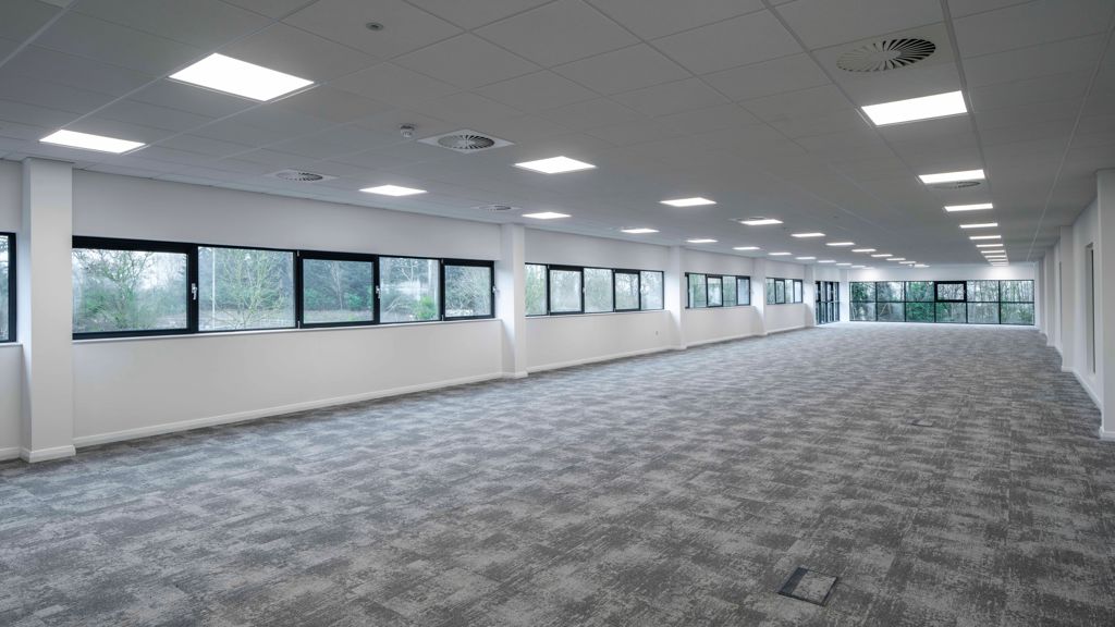 68486 Sq Ft, BP68 Bicester Distribution Park, Bicester, OX26 - Available, Image 3