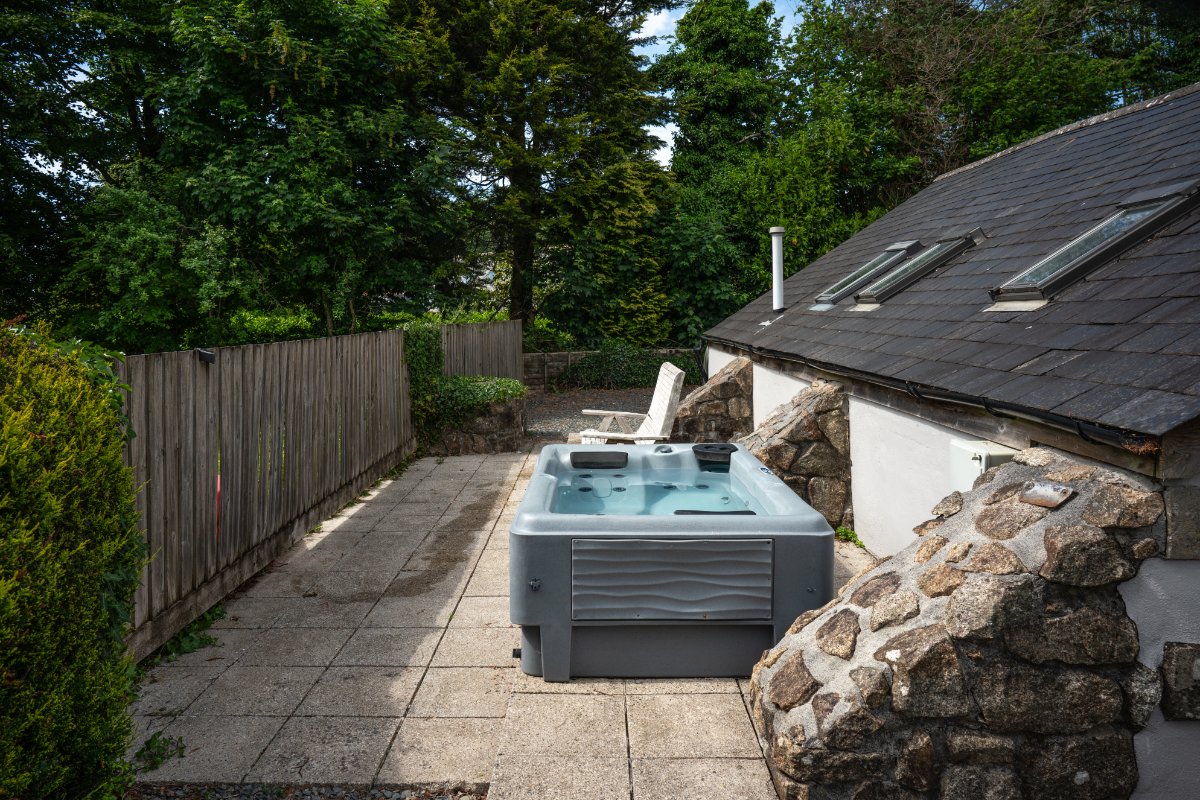 25 bedroom House, Callington, Cornwall, PL17 - Available, Image 31