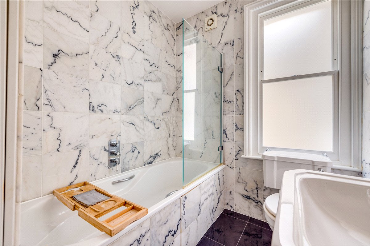 3 bedroom Maisonette, Replingham Road, London, SW18 - Available, Image 13