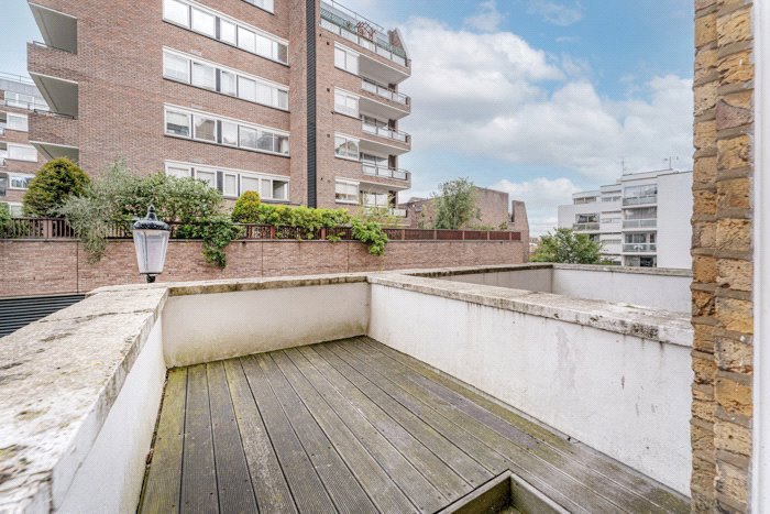 1 bedroom Flat, Airlie Gardens, Kensington, W8 - Available, Image 9