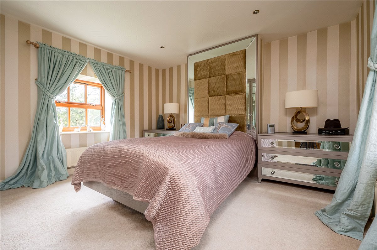 6 bedroom House, Dunnington, York, YO19 - Available, Image 11