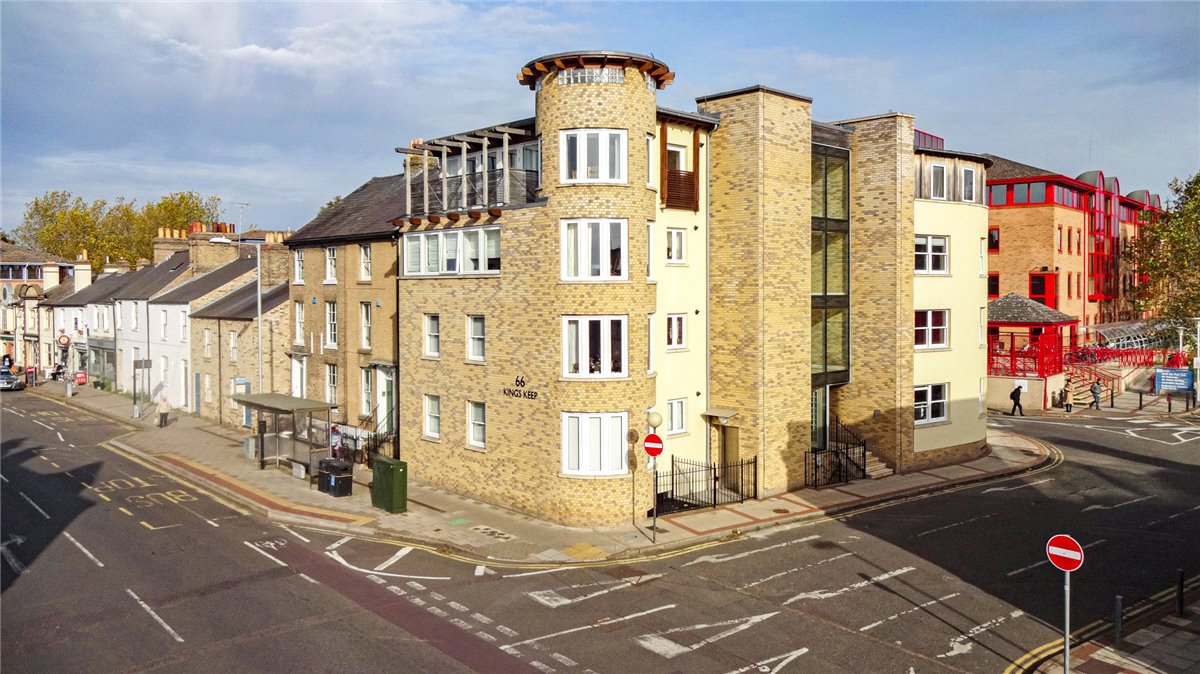 2 bedroom Flat, Kings Keep, 66 Castle Street, CB3 - 