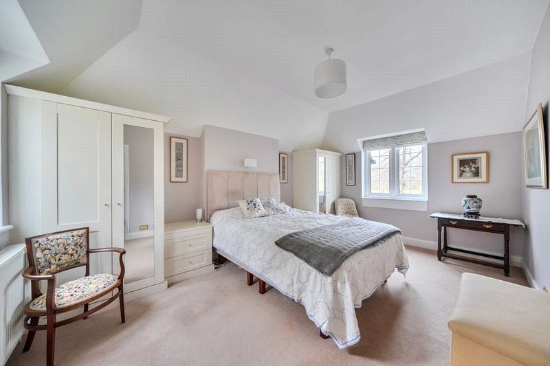 2 bedroom Cottage, Upper Ham Road, Richmond, TW10 - Available, Image 4