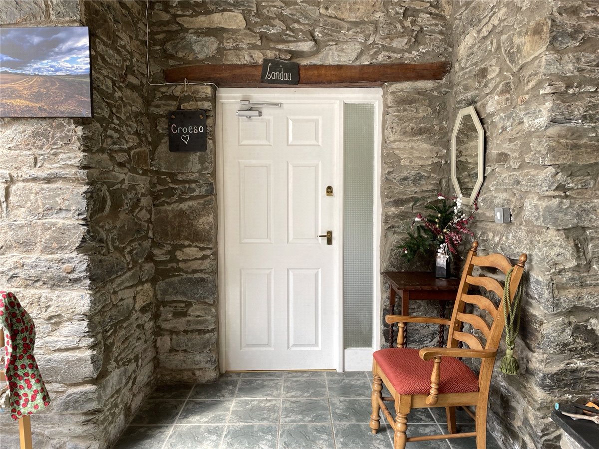 2 bedroom Flat, Ffordd Pennant, Eglwysbach, LL28 - Available, Image 6