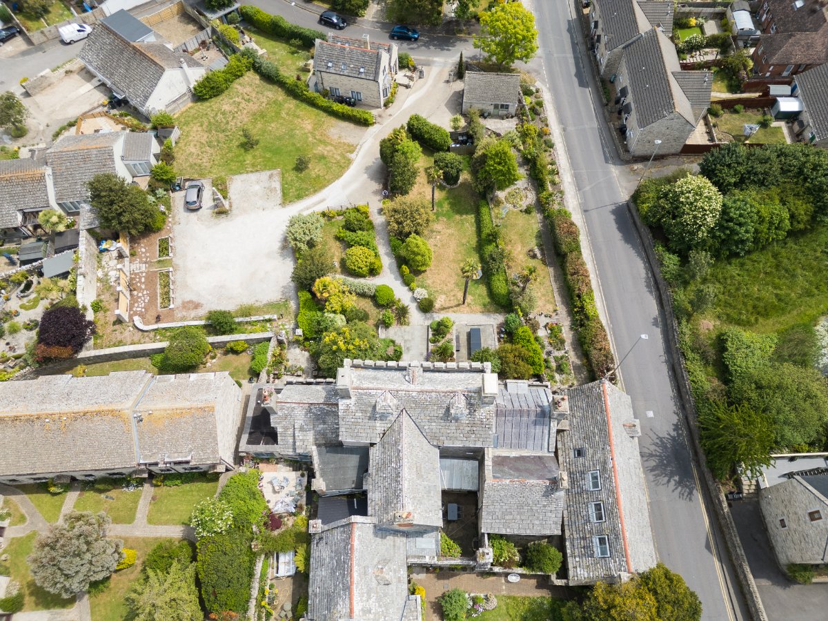 8 bedroom House, High Street, Swanage, BH19 - Available, Image 34