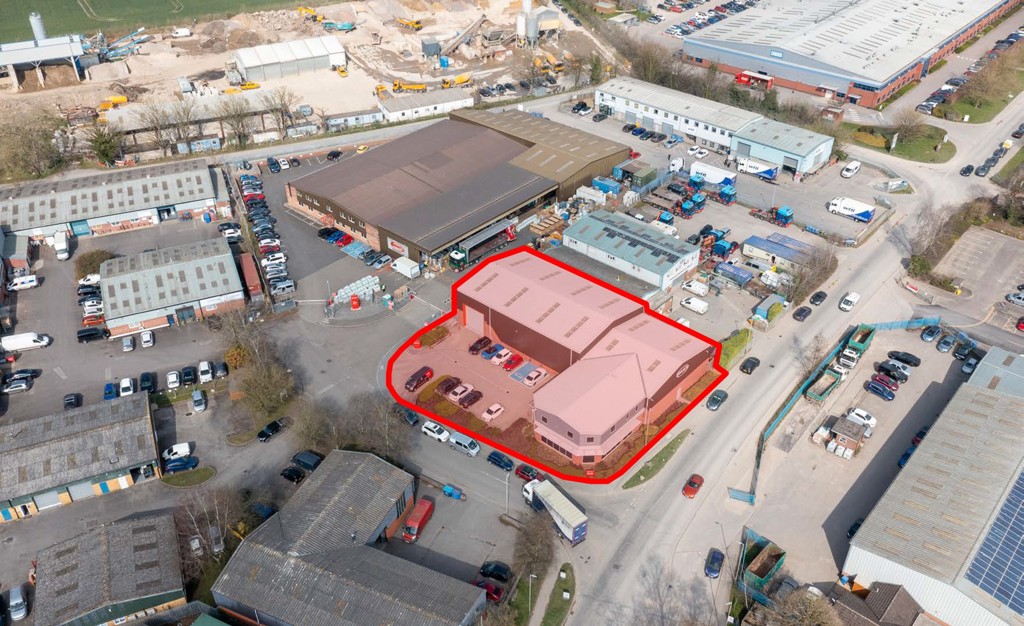 10587 Sq Ft, Hopton Industrial Estate, Devizes, SN10 - Available