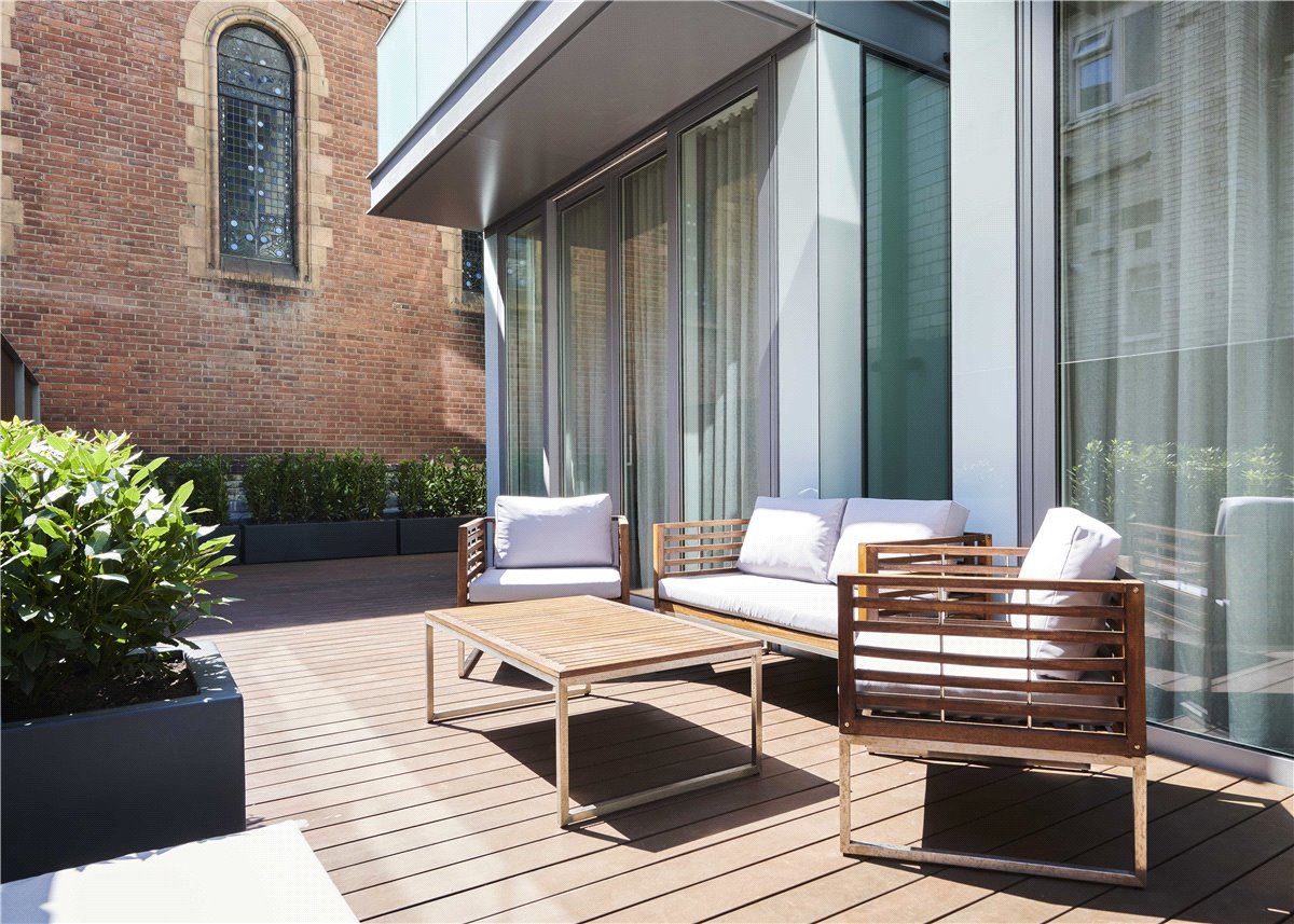 3 bedroom Flat, Duke Street, Mayfair, W1K - Available, Image 9