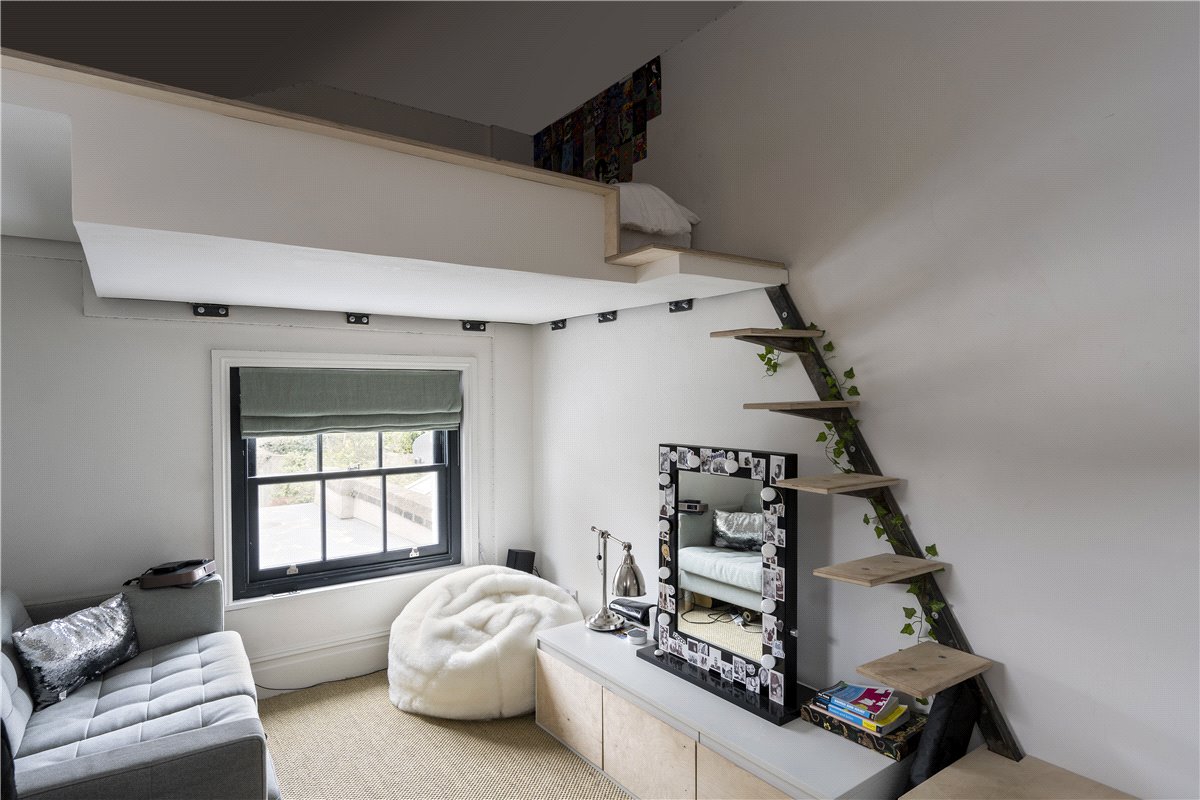 3 bedroom House, St. James's Drive, London, SW17 - Sold, Image 4