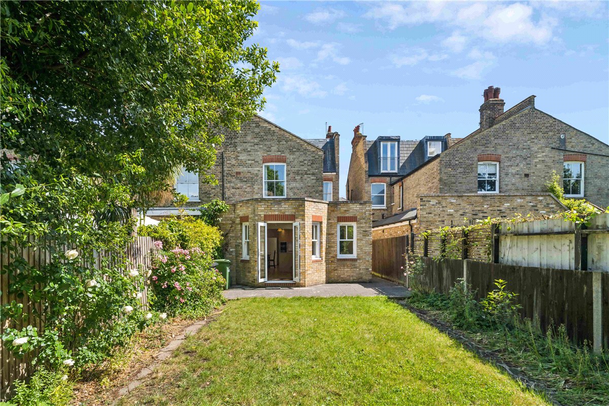 4 bedroom House, Finlay Street, London, SW6 - Available, Image 7