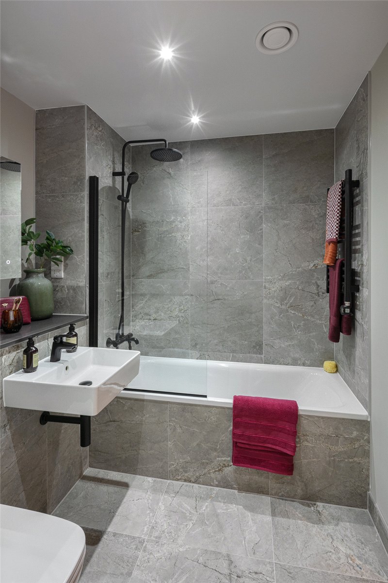 1 bedroom Flat, Dutton Street, Manchester, M3 - Available, Image 2