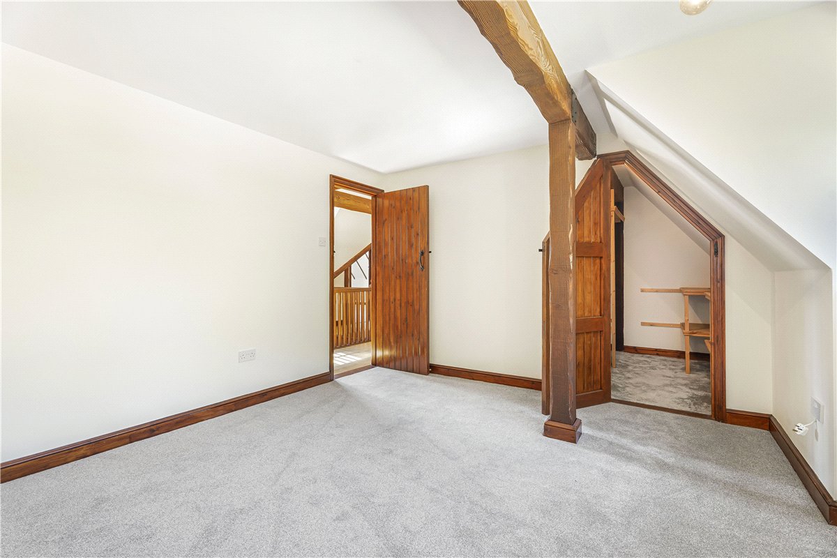 3 bedroom House, London Road, Wendover, HP22 - Available, Image 19