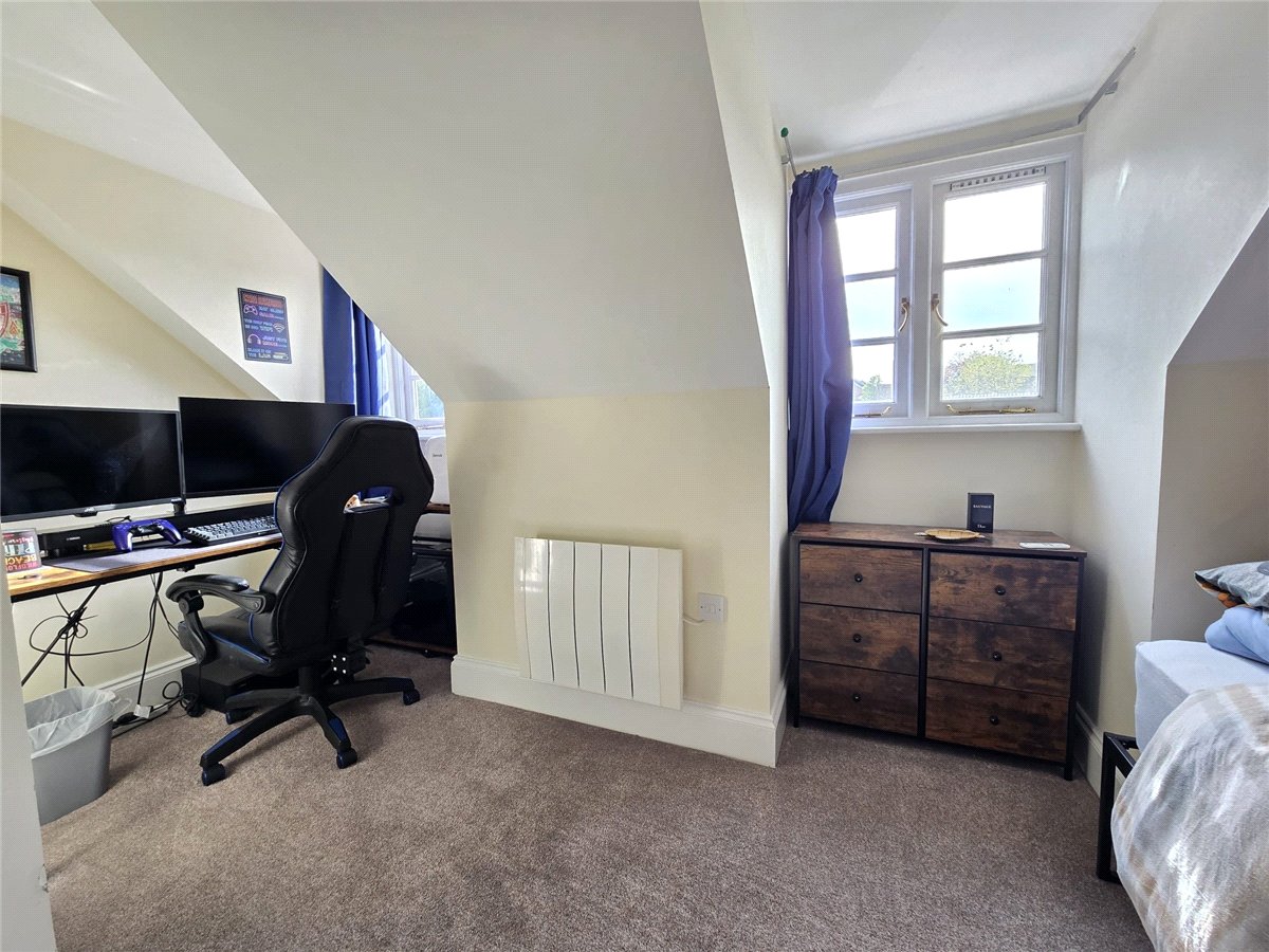 3 bedroom House, Post Office Lane, Pewsey, SN9 - Available, Image 6