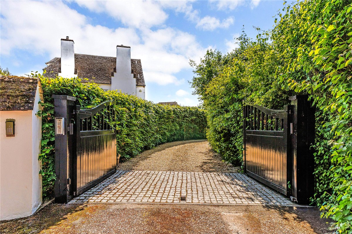 4 bedroom House, Broome Manor Lane, Swindon, SN3 - Sold, Image 39