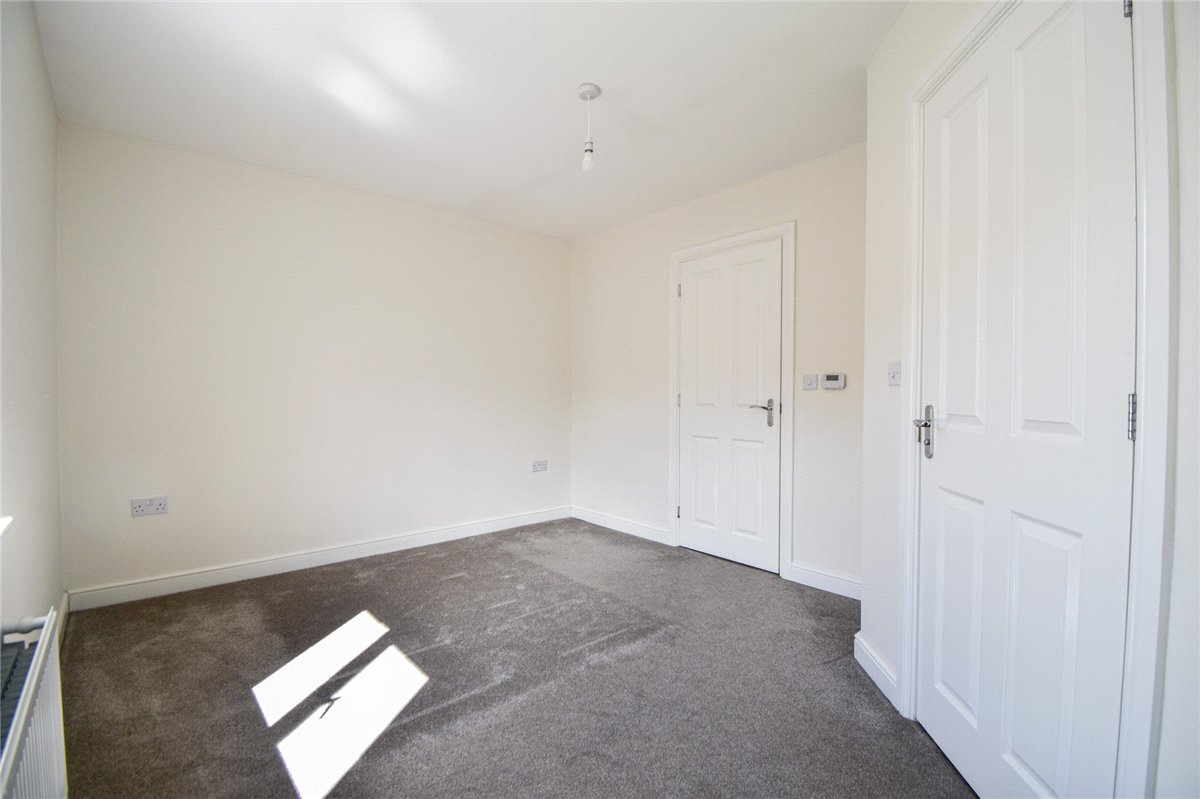 3 bedroom House, Swift Way, Castleford, WF10 - Let Agreed, Image 7