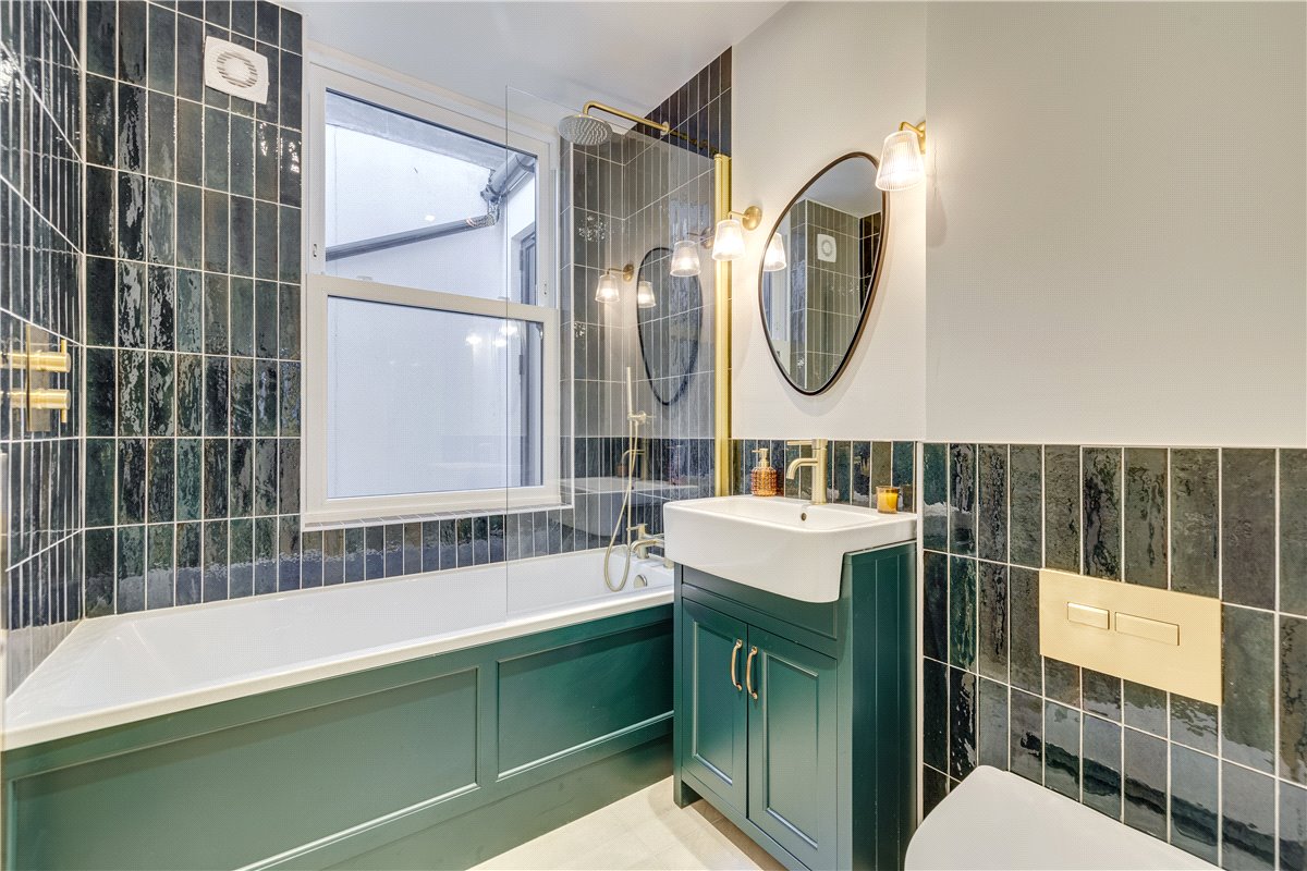 2 bedroom Flat, Quicks Road, London, SW19 - Sold, Image 3