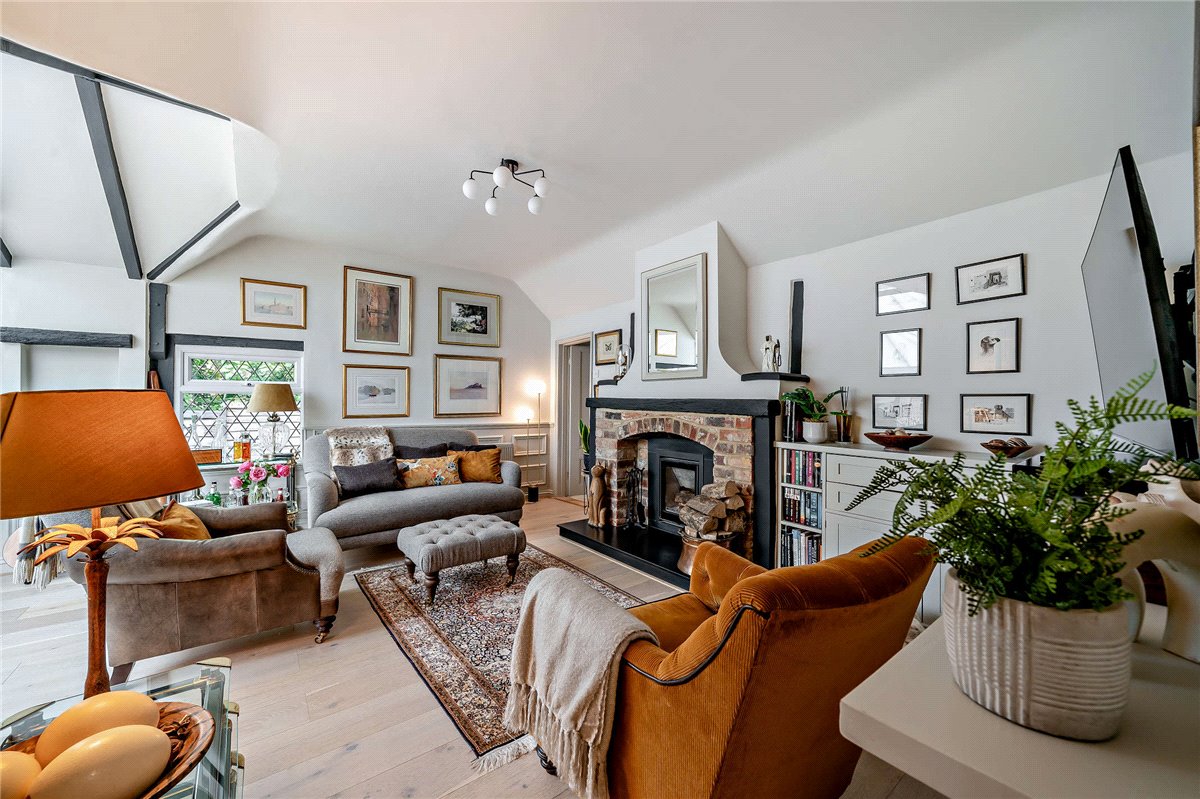 2 bedroom Bungalow, Ridgeway Close, Hermitage, RG18 - Sold, Image 12