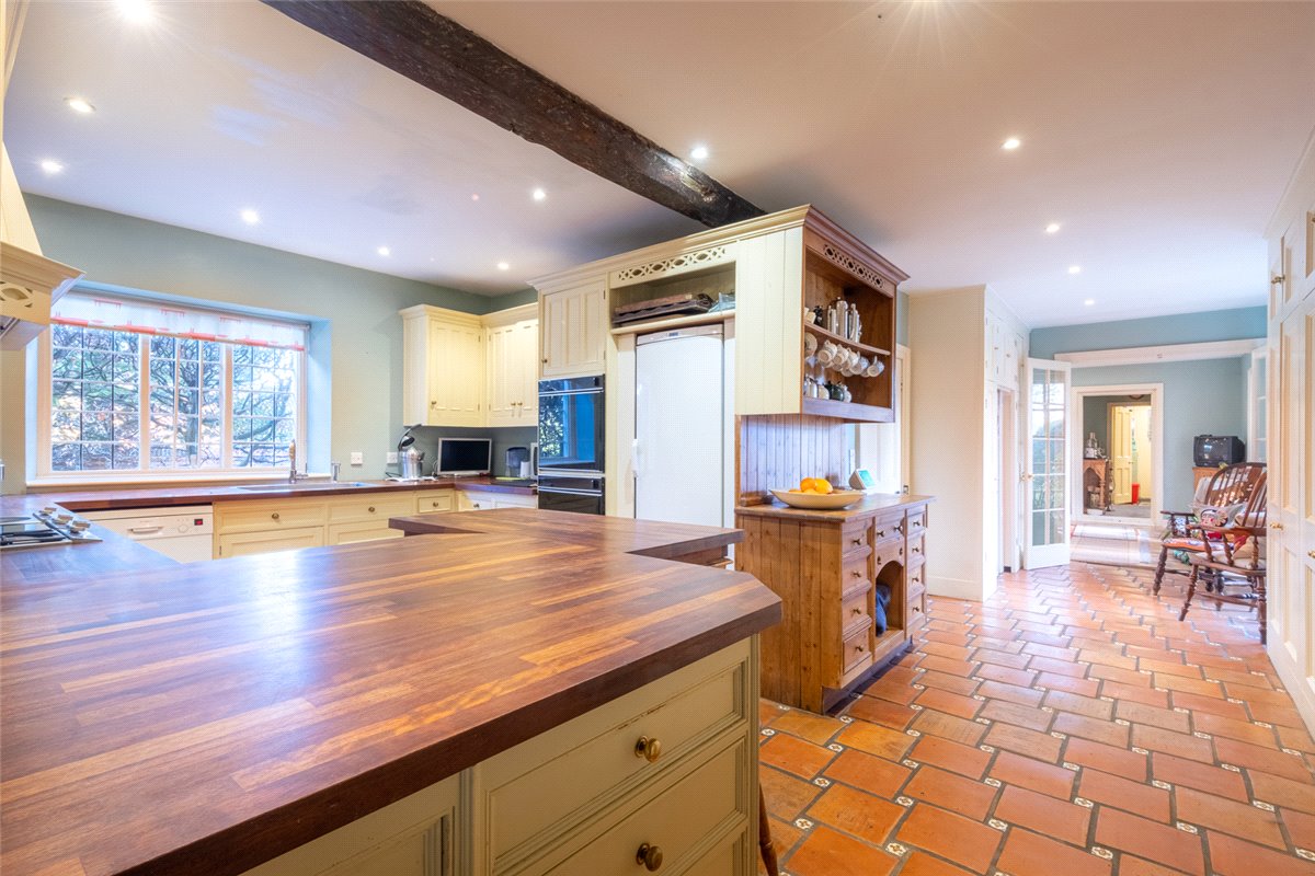 7 bedroom House, Little Bedwyn, Marlborough, SN8 - Available, Image 5