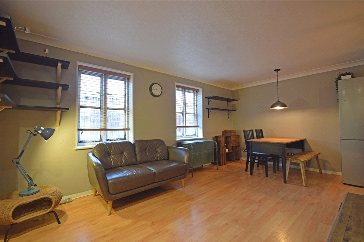 1 bedroom Flat, Prince Henry Court, Victoria Road, CB4 - , Image 1