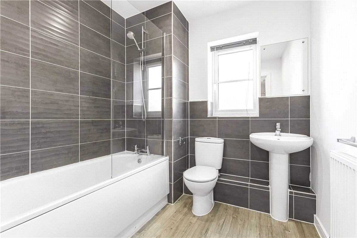 2 bedroom Flat, Thenford Way, Banbury, OX16 - Let Agreed, Image 6