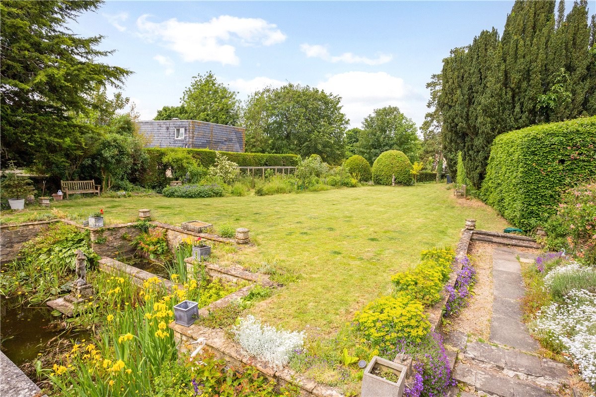 4 bedroom House, Castle Street, Calne, SN11 - Available, Image 3