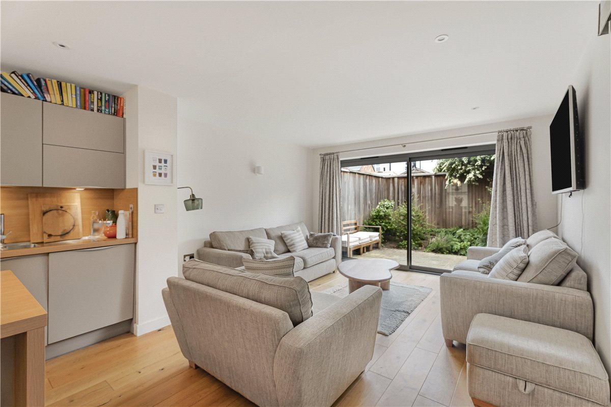 2 bedroom House, Wellington Street, Oxford, OX2 - , Image 8