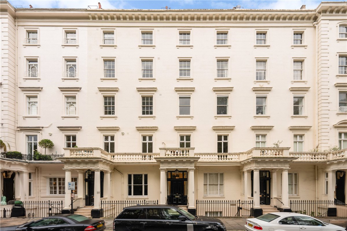 2 bedroom Flat, Warwick Square, London, SW1V - Sold