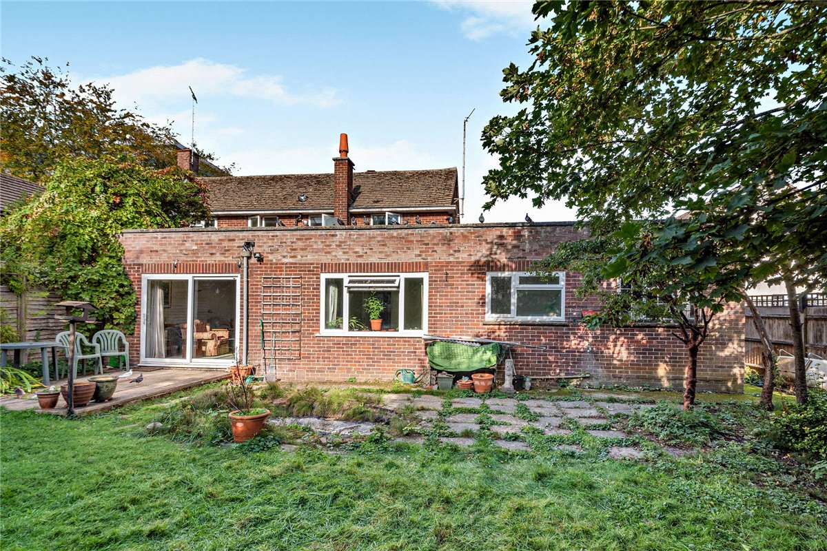 4 bedroom House, Clarendon Gardens, Newbury, RG14 - Available, Image 16