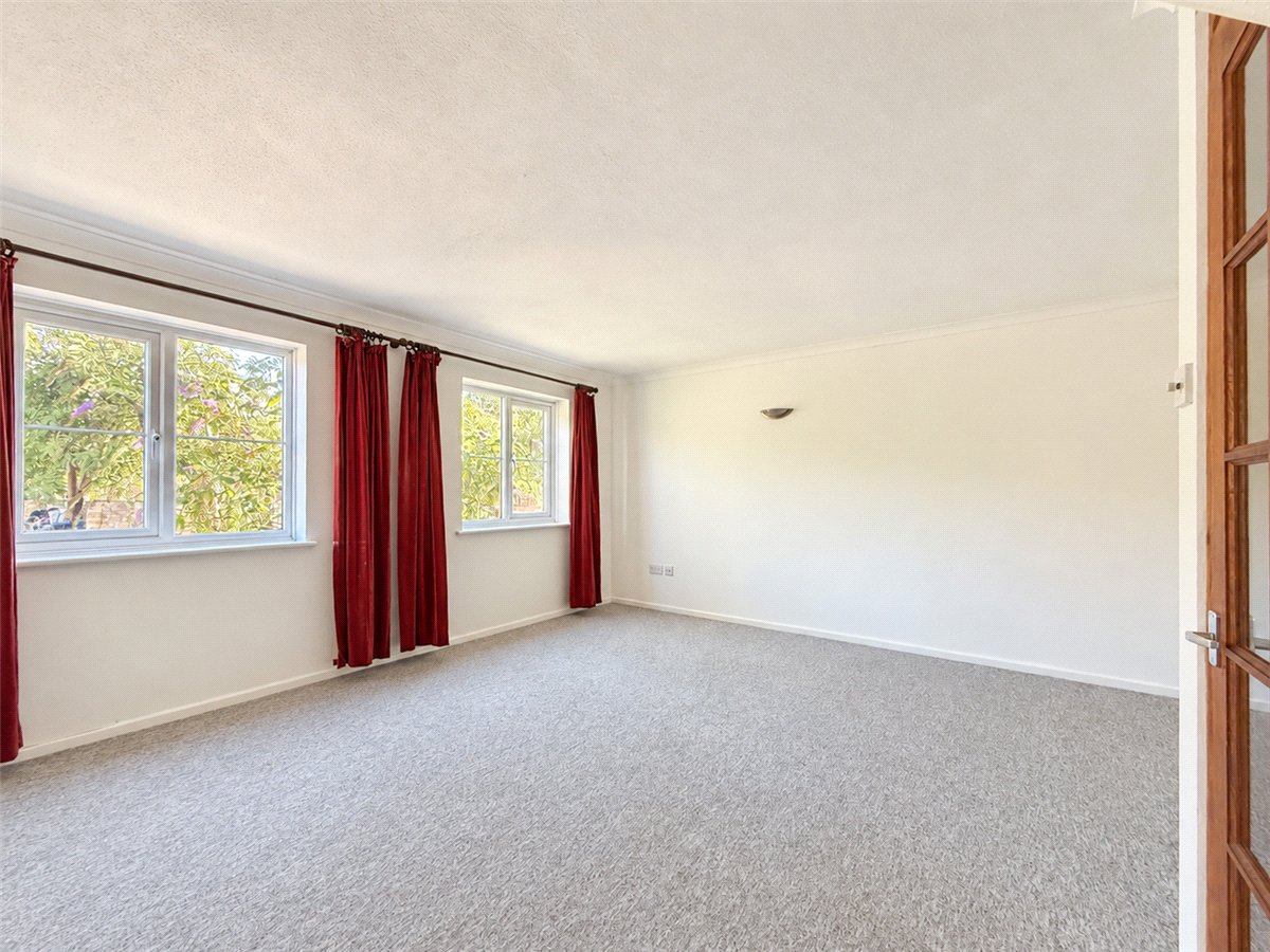 2 bedroom House, Orchard Street, Cambridge, CB1 - Available, Image 2