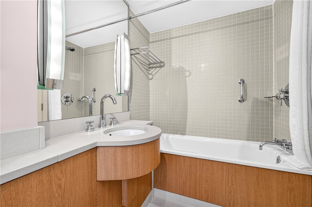 2 bedroom Flat, St Christopher's Place, London, W1U - Available, Image 4