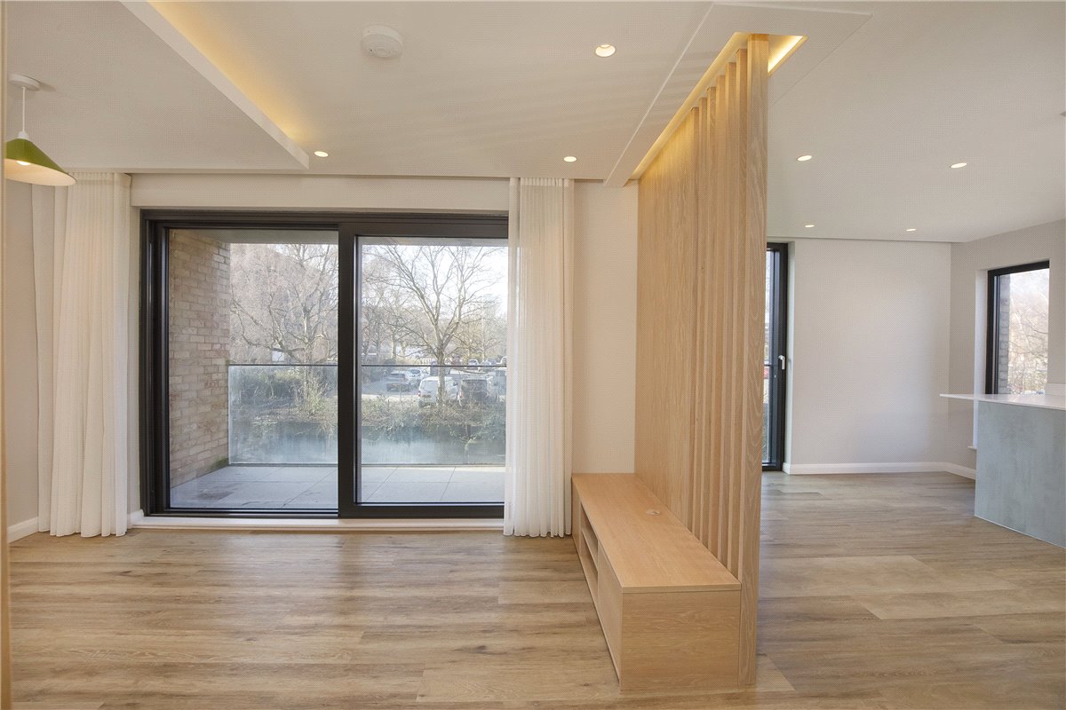 2 bedroom Flat, Piccadilly Riverside Apartments, Piccadilly, YO1 - Available, Image 3