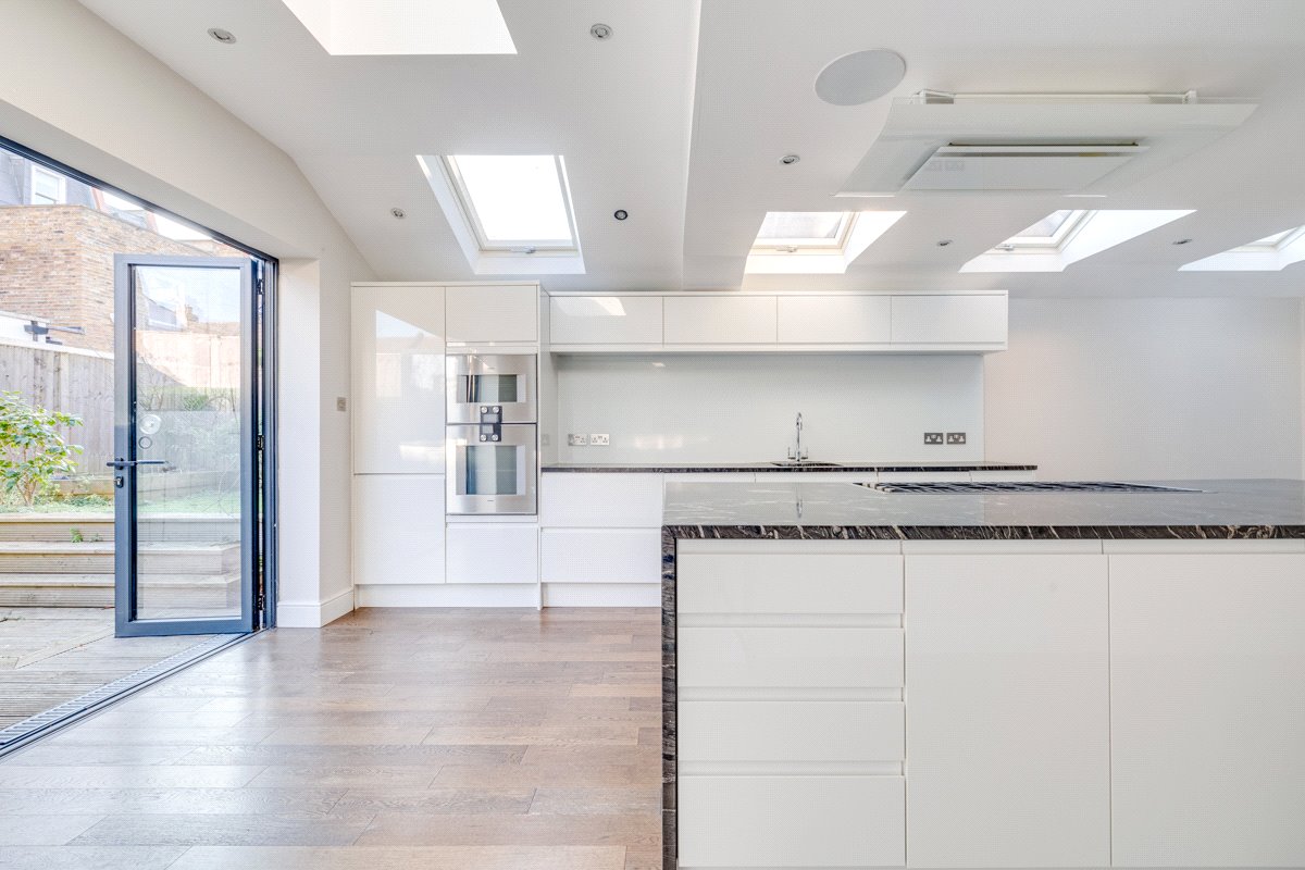 4 bedroom House, Delaford Street, London, SW6 - , Image 7