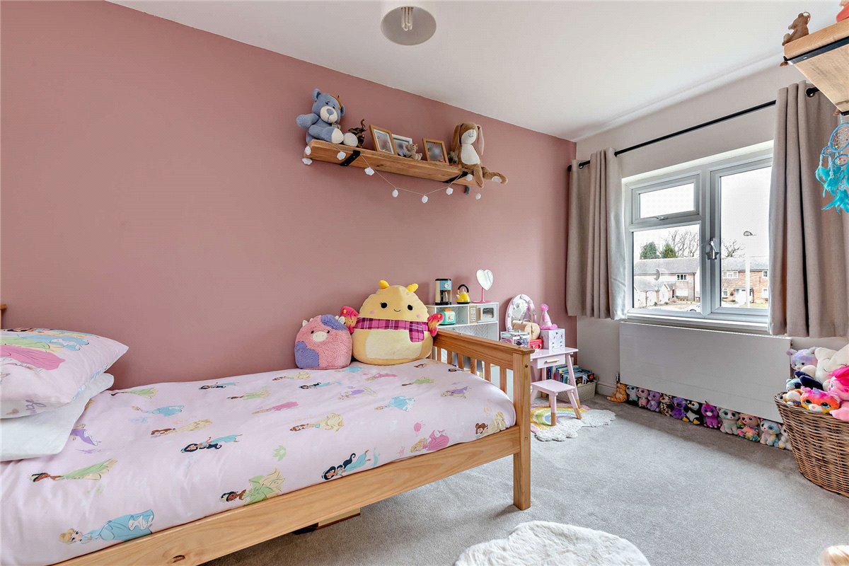 3 bedroom House, Copnor Close, Woolton Hill, RG20 - Sold, Image 3