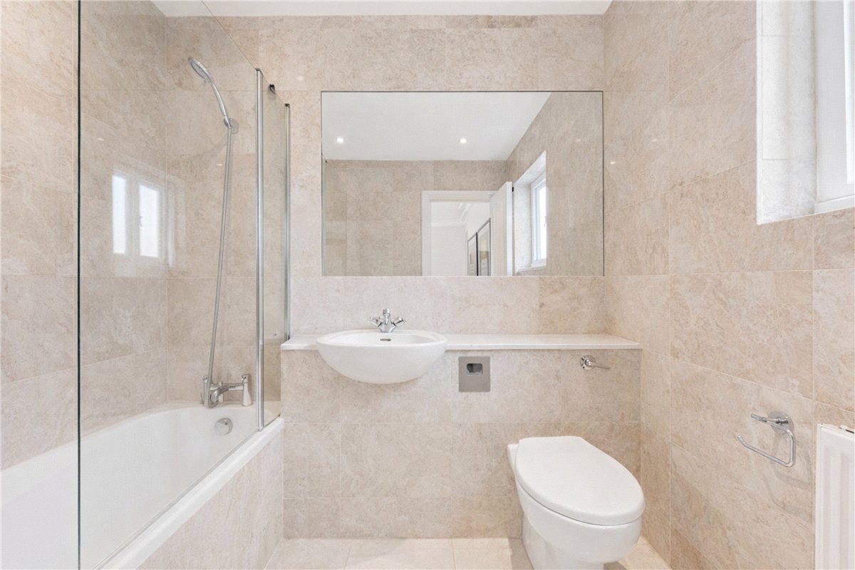 3 bedroom Flat, Queens Gate, South Kensington, SW7 - Available, Image 10