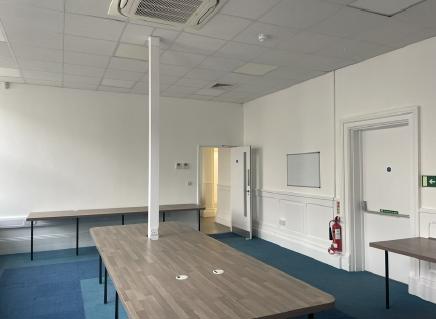 991 Sq Ft, 11 Huntspill Road, Highbridge, TA9 - Available, Image 5