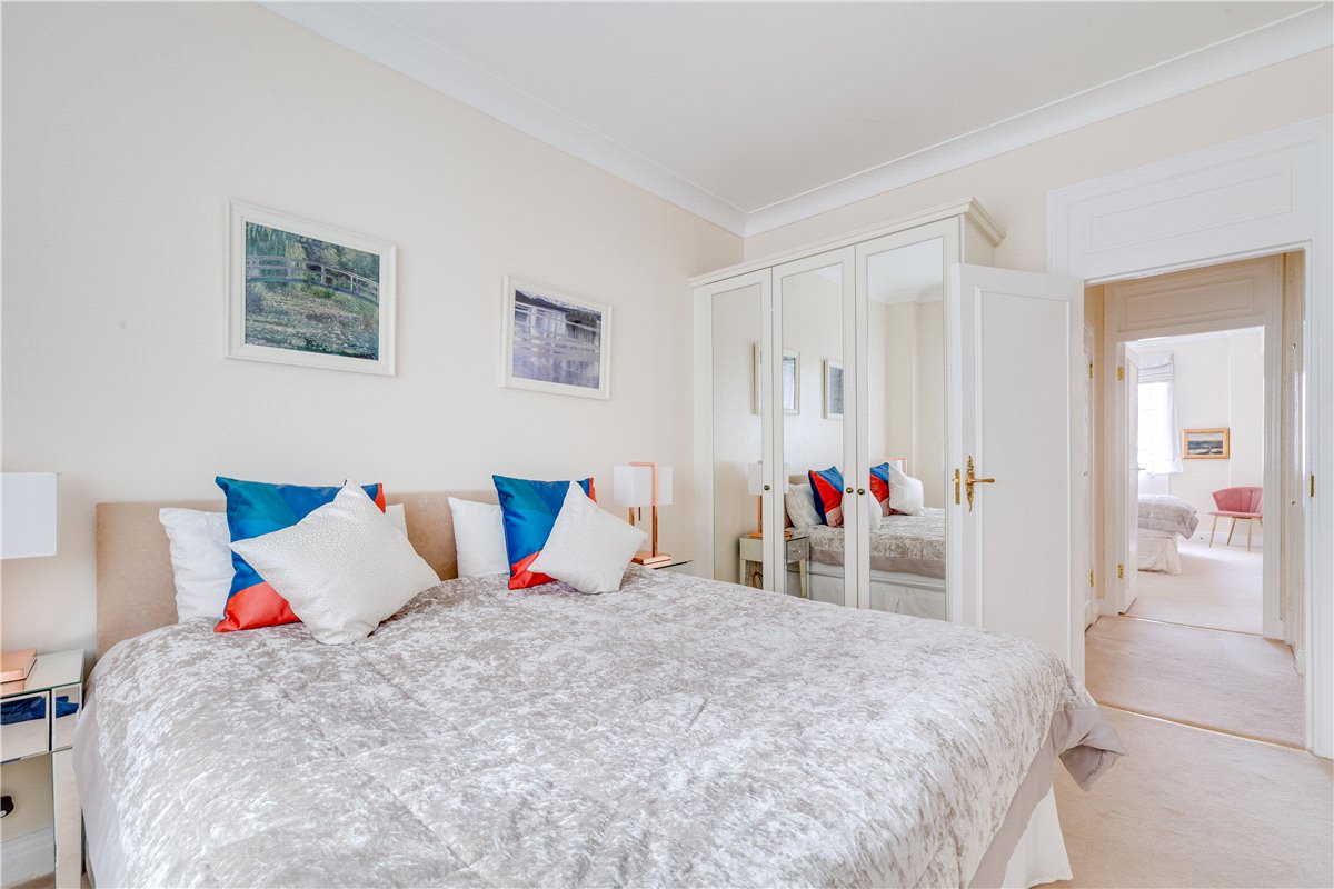 3 bedroom Flat, Hyde Park Place, London, W2 - Available, Image 18