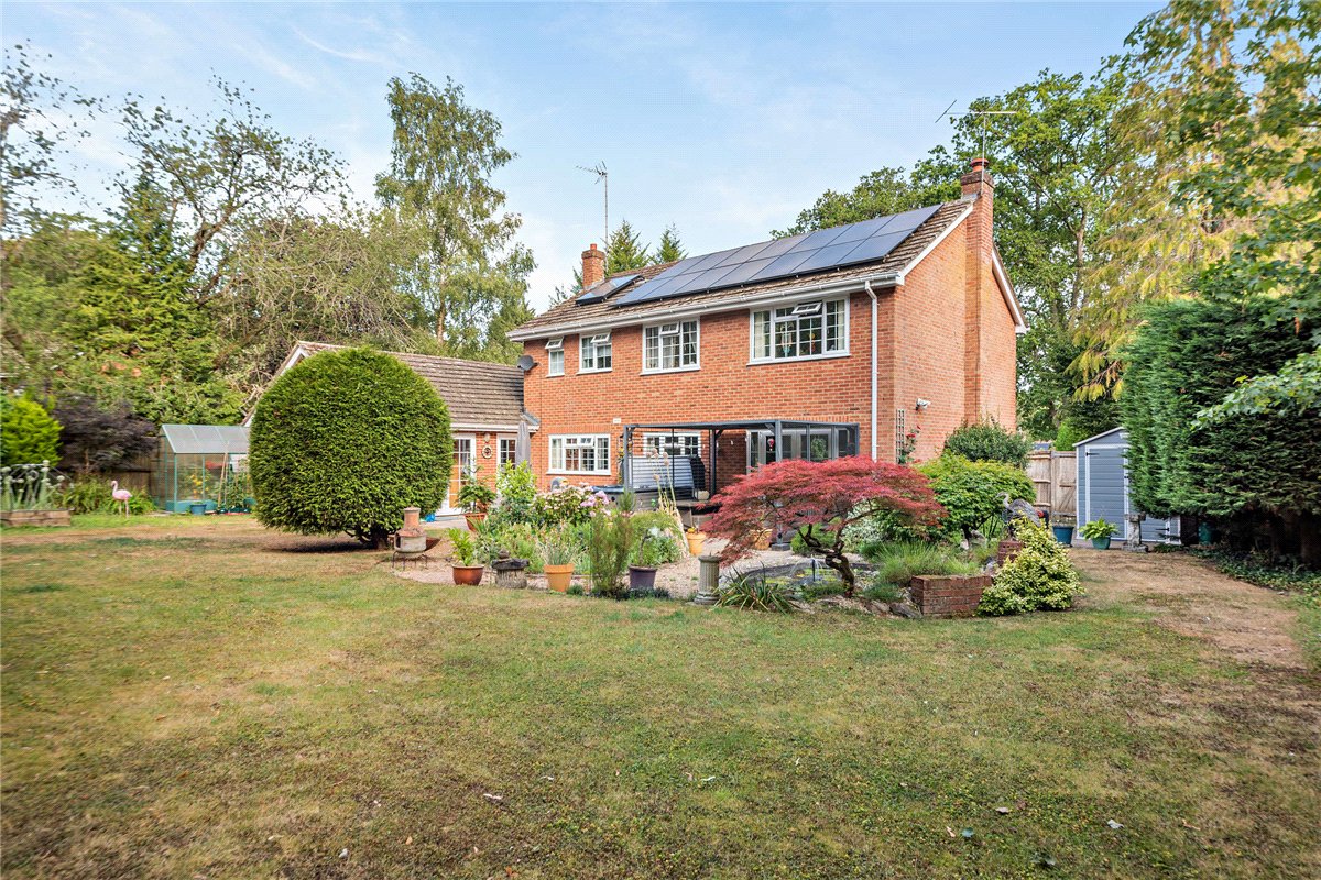 4 bedroom House, Ashford Hill Road, Headley, RG19 - Available, Image 20